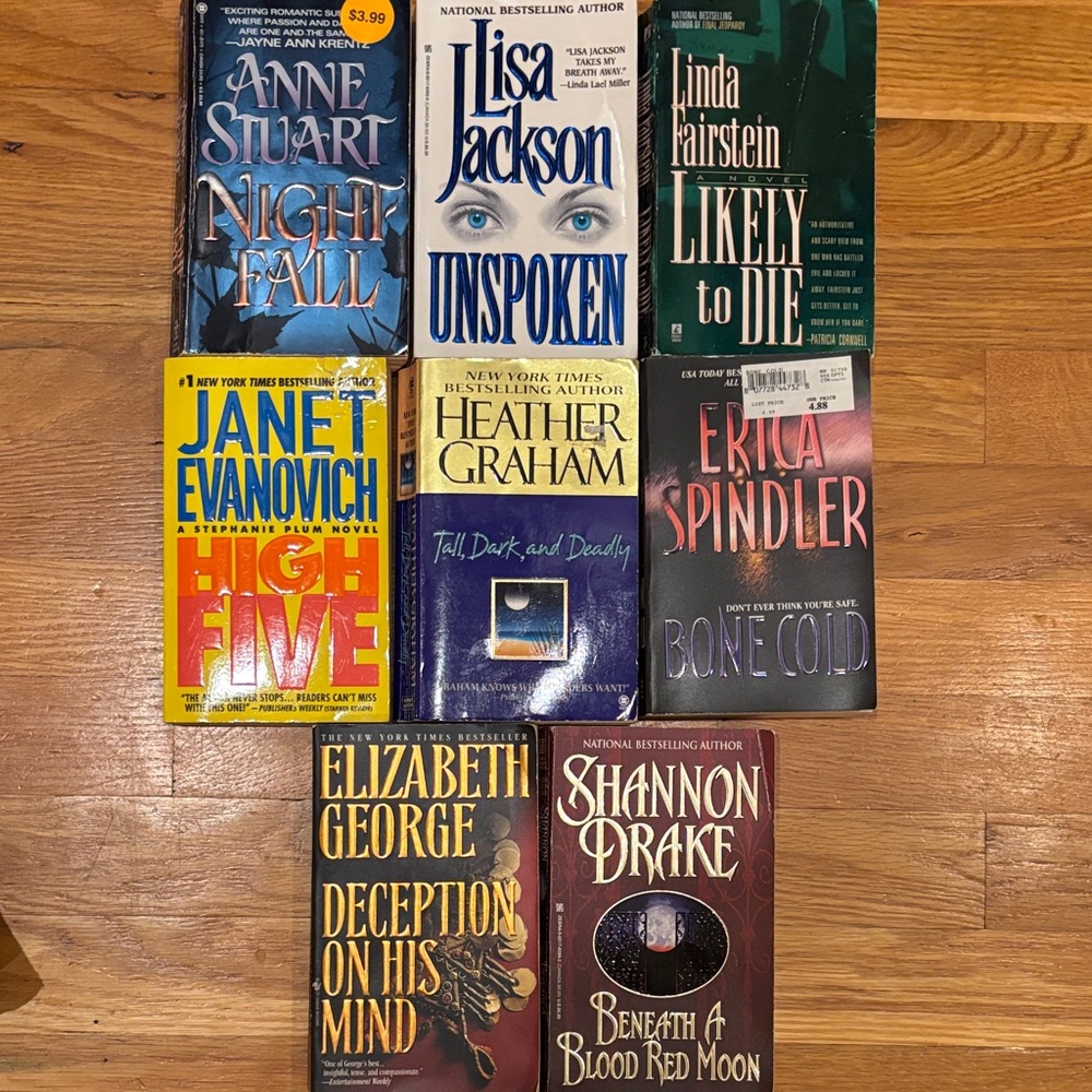 Assorted Mystery and Suspense Book Collection Lot of 8